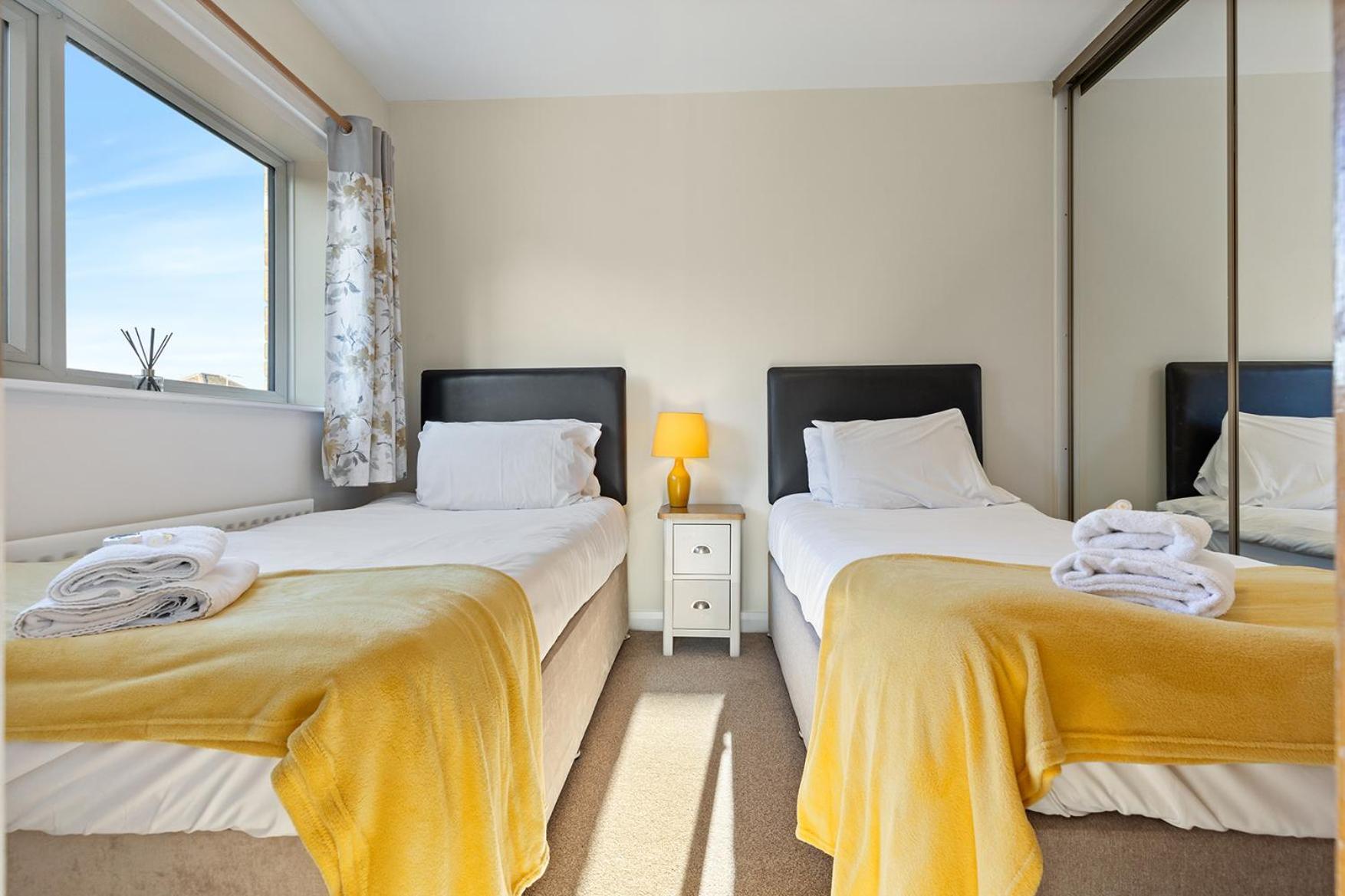 Pass The Keys Central Townhouse With Free Parking York Exterior foto