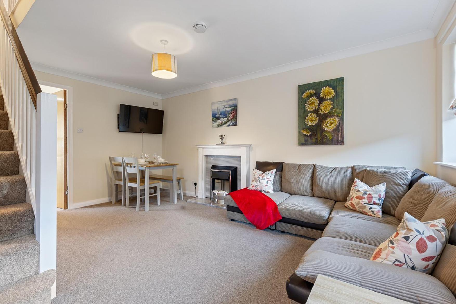 Pass The Keys Central Townhouse With Free Parking York Exterior foto